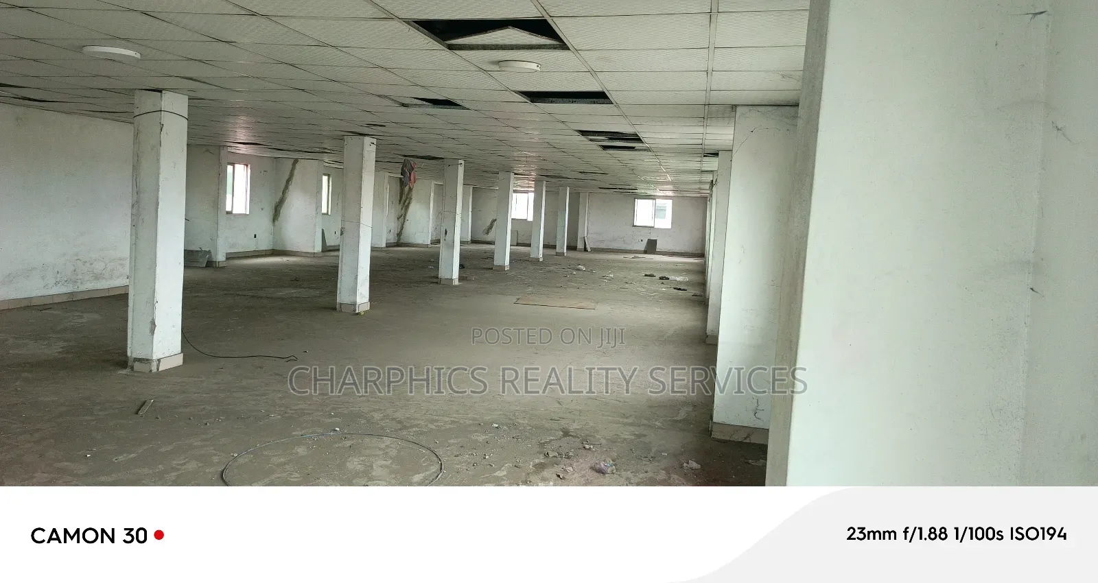 11,000sqft Open Plan Office/Storage Off Eric Moore Road Surulere in Eric Moore
