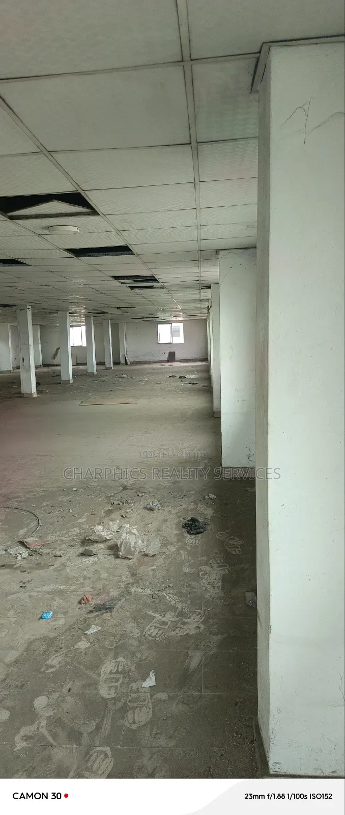 11,000sqft Open Plan Office/Storage Off Eric Moore Road Surulere in Eric Moore