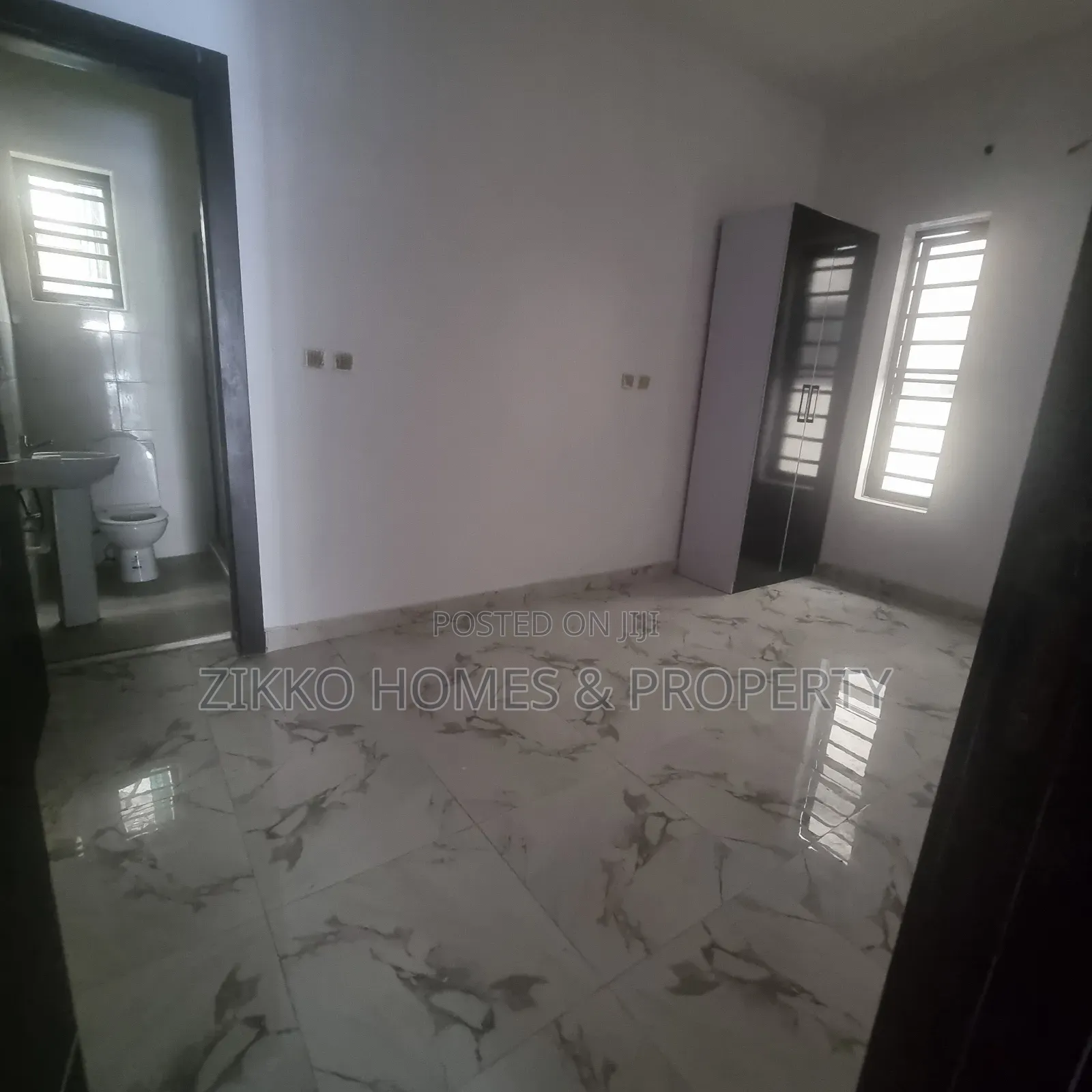 4bdrm Duplex in Orchid Road, Lekki for sale in Lekki