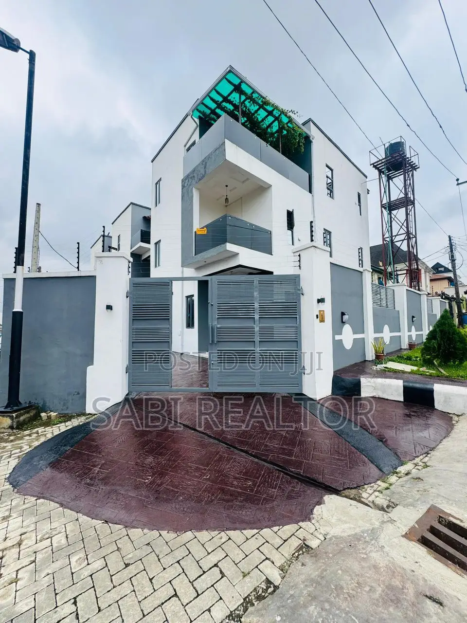 Furnished 4bdrm Duplex in Magodo Phase 1 for sale in GRA Phase 1