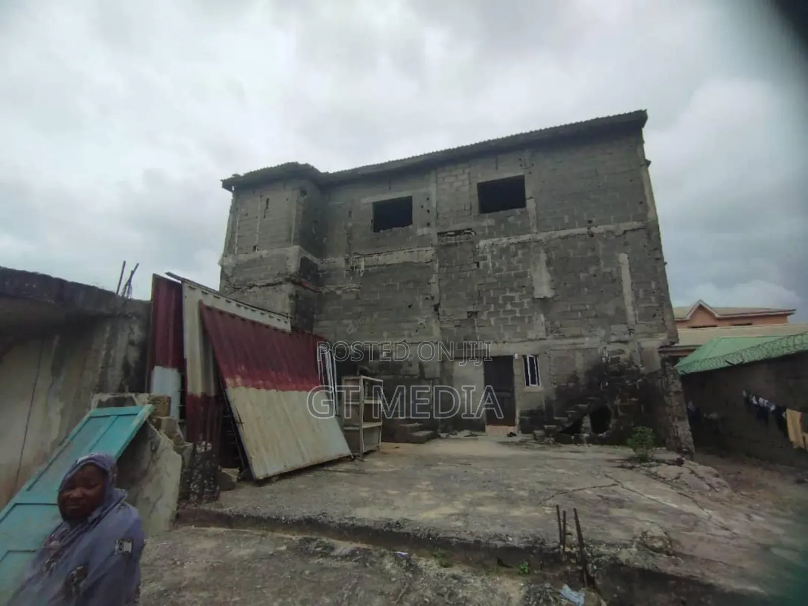 16bdrm House in Ago Okota Lagos for sale in Ago Palace