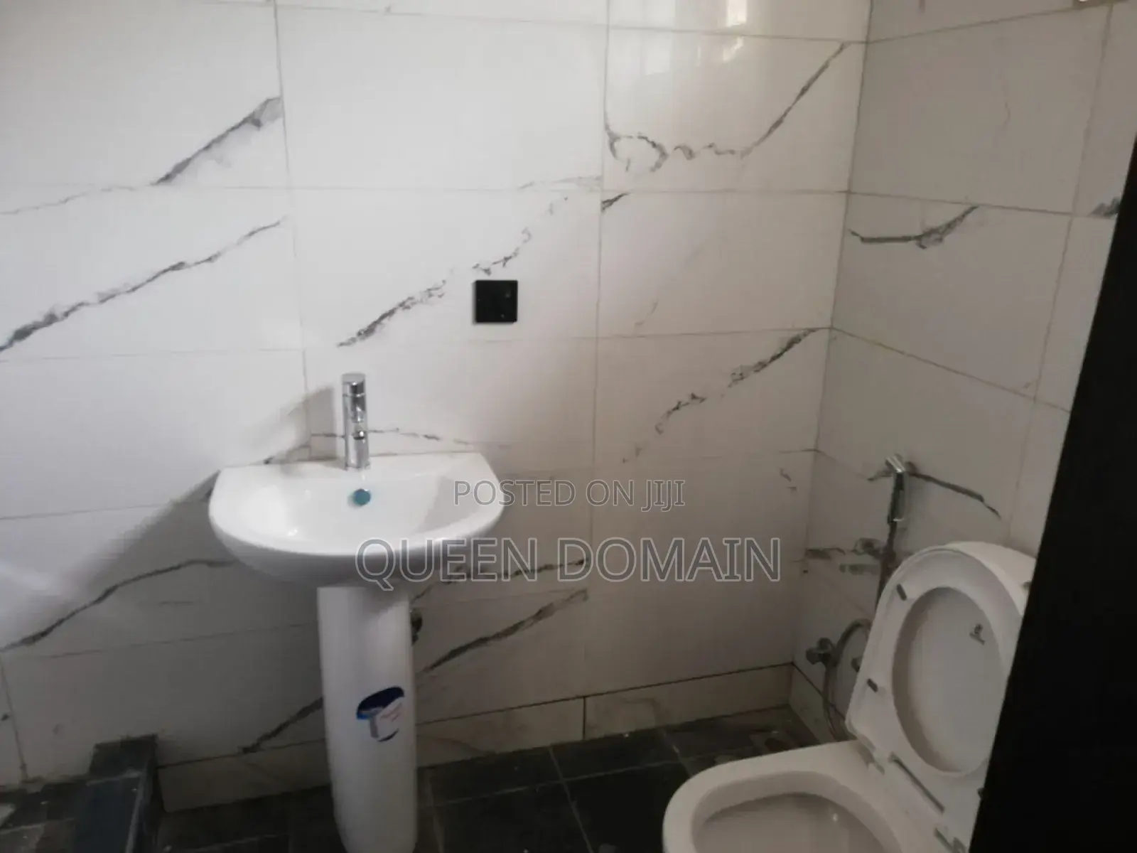 2bdrm Block of Flats in Peninsula Estate for rent in Peninsula Estate