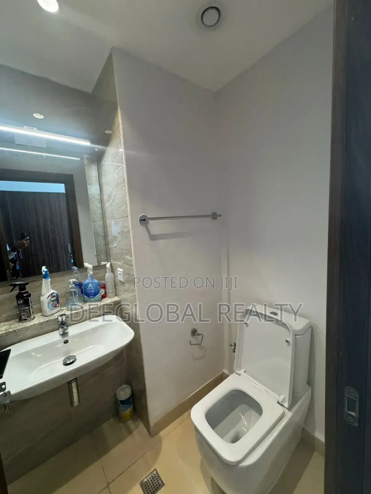 2bdrm Apartment in Sapphire Tower, Victoria Island Extension for rent in Victoria Island Extension