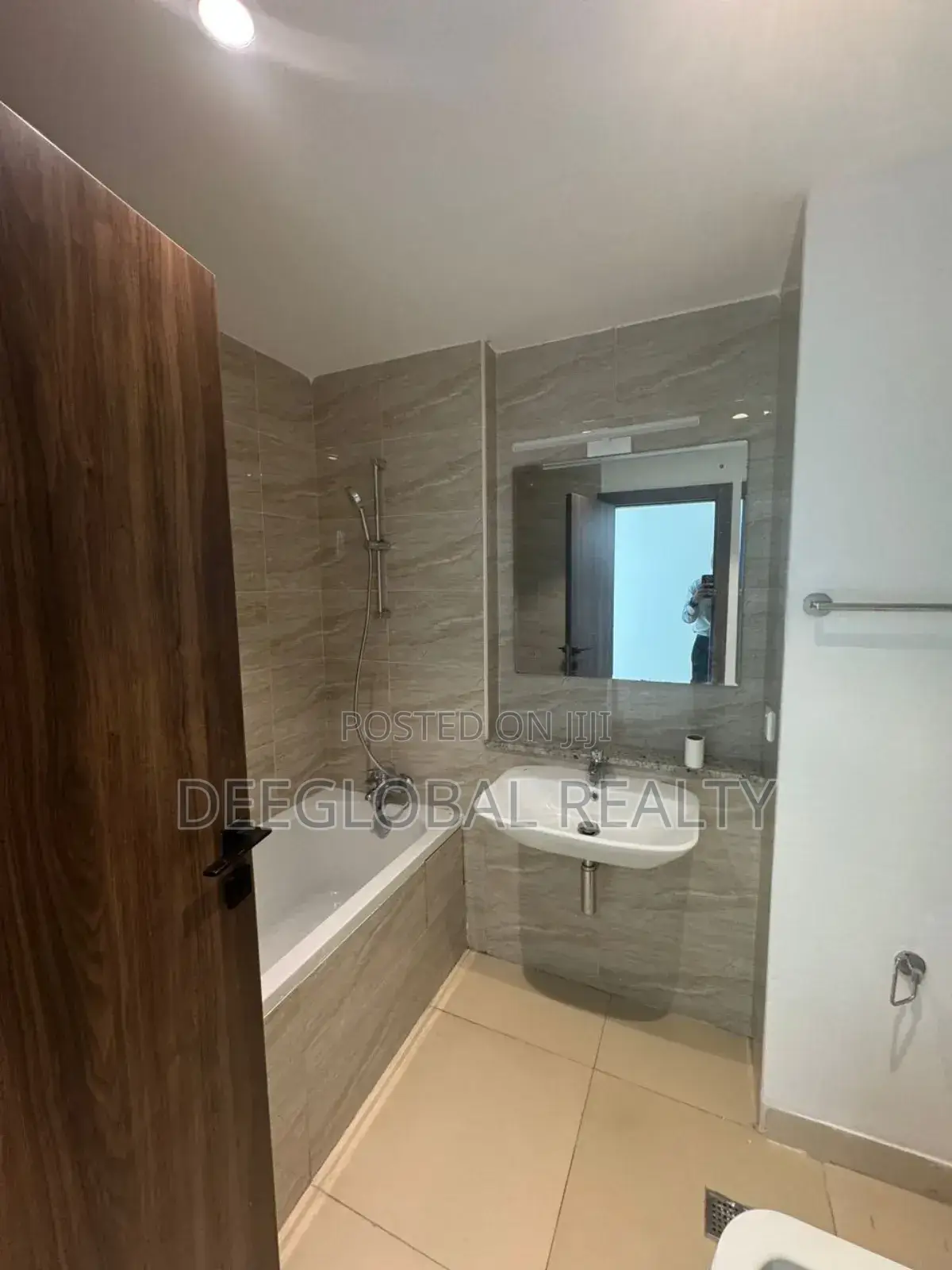 2bdrm Apartment in Sapphire Tower, Victoria Island Extension for rent in Victoria Island Extension