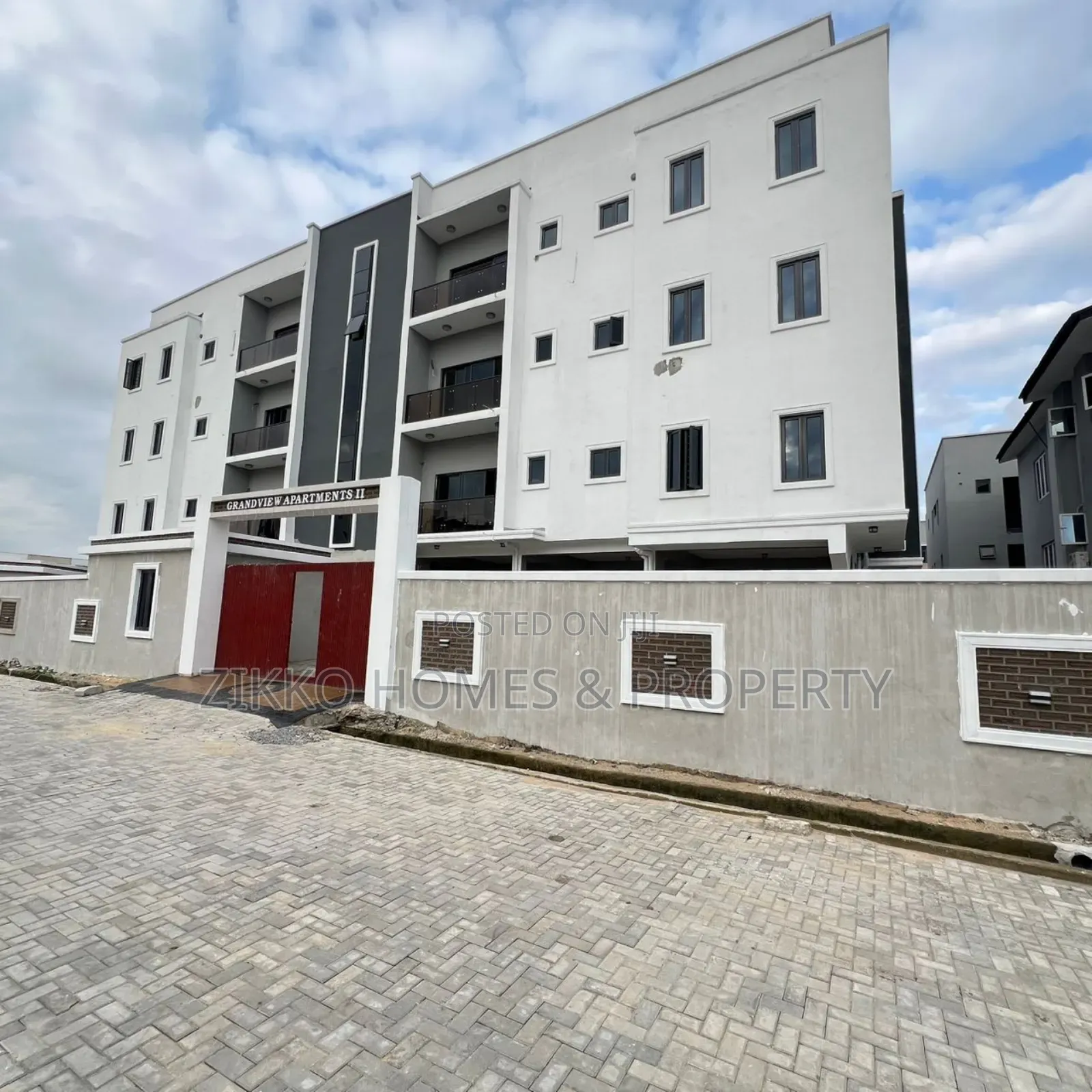 2bdrm Apartment in Ikate, Lekki for sale in Lekki