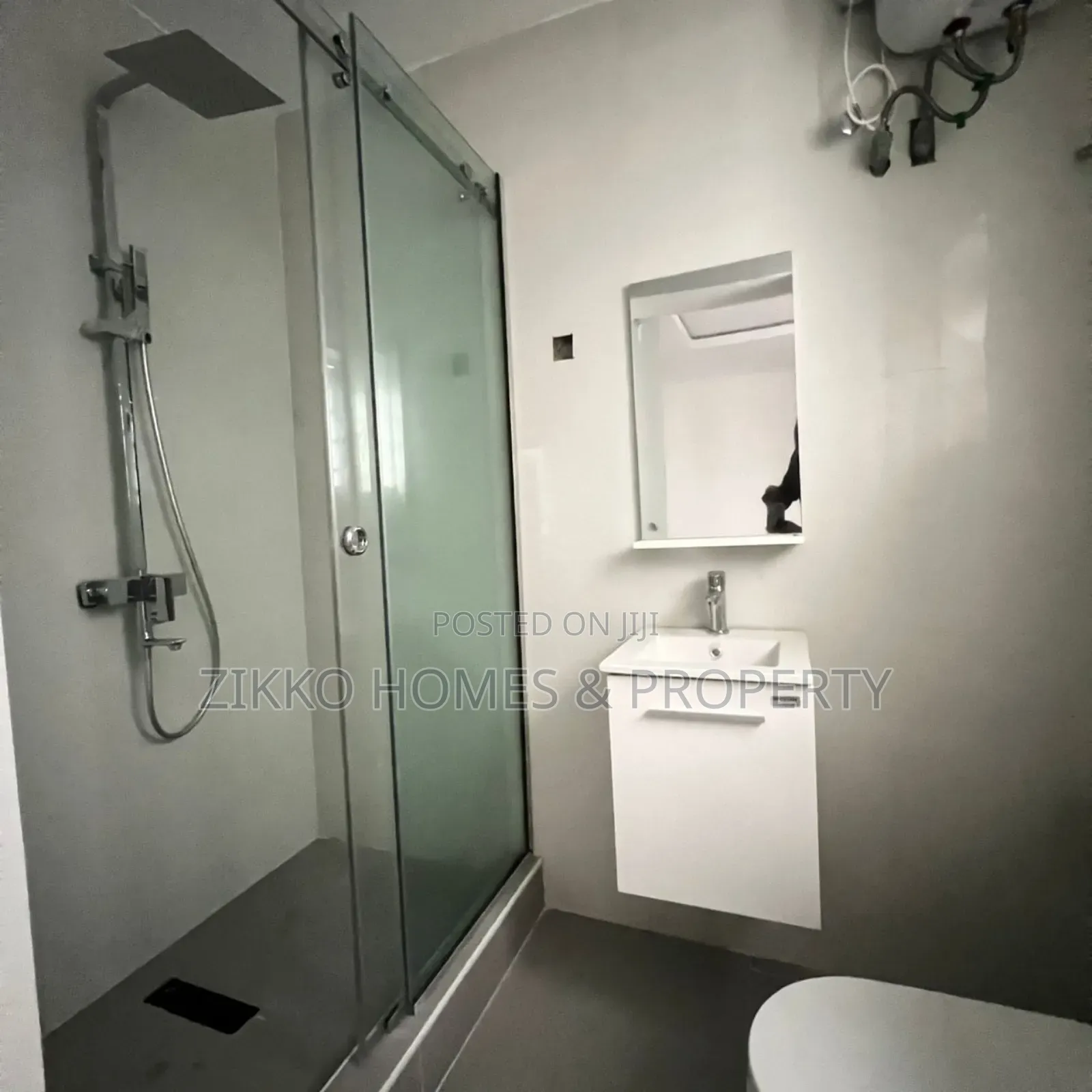 2bdrm Apartment in Ikate, Lekki for sale in Lekki