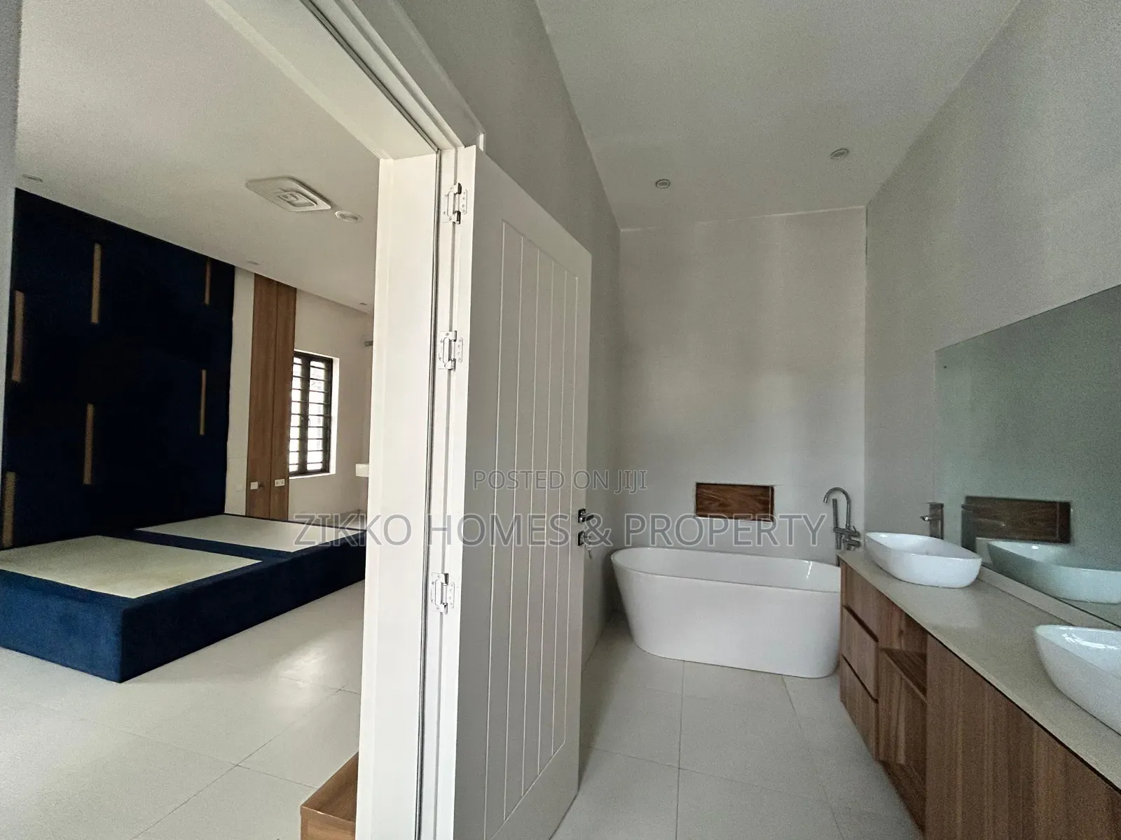 4bdrm Duplex in Orchid Road, Lekki for sale in Lekki
