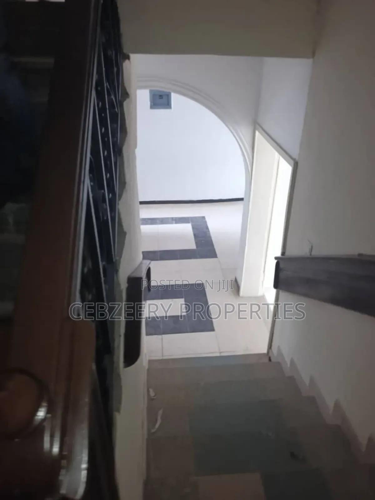 5bdrm Duplex in Omole Phase 1 for rent in Omole Phase 1