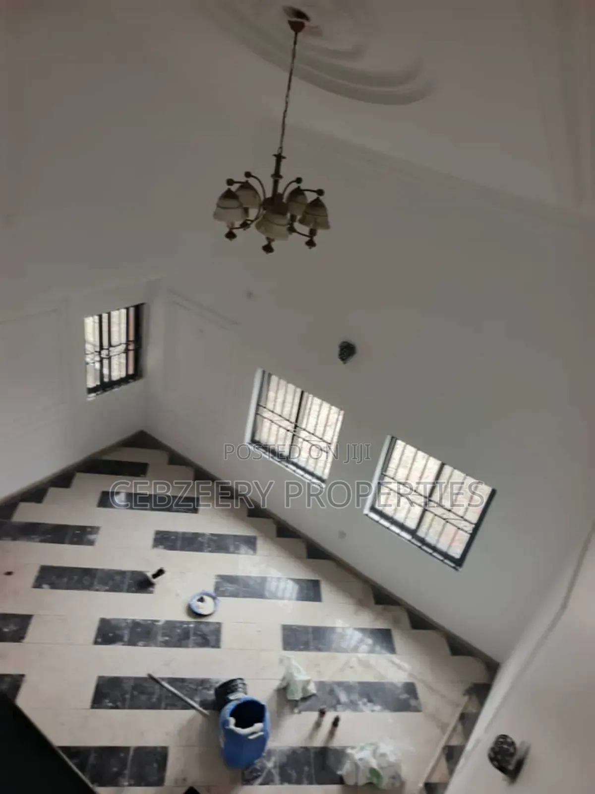 5bdrm Duplex in Omole Phase 1 for rent in Omole Phase 1