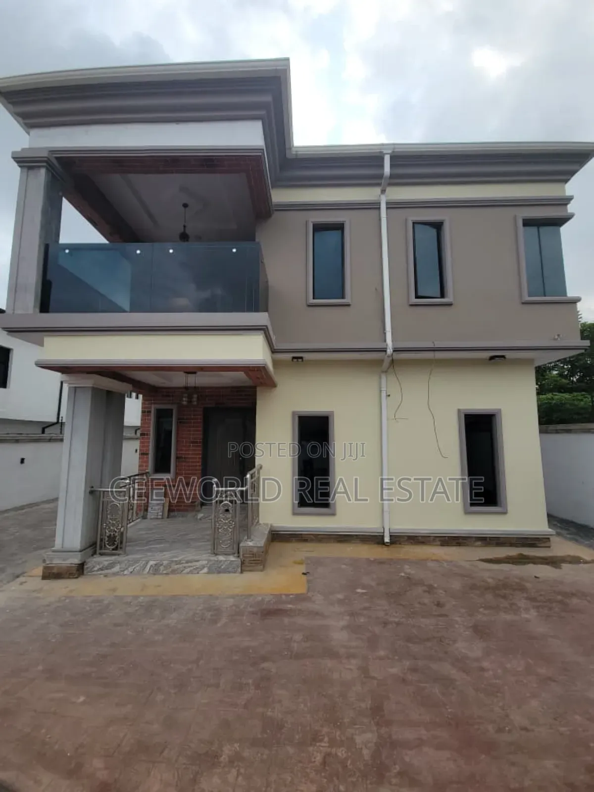 4bdrm Duplex in Carlton Gate Estate, Akobo for rent in Akobo