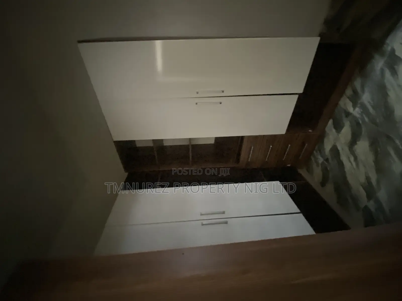 1bdrm Apartment in Ikota, Lekki for rent in Lekki