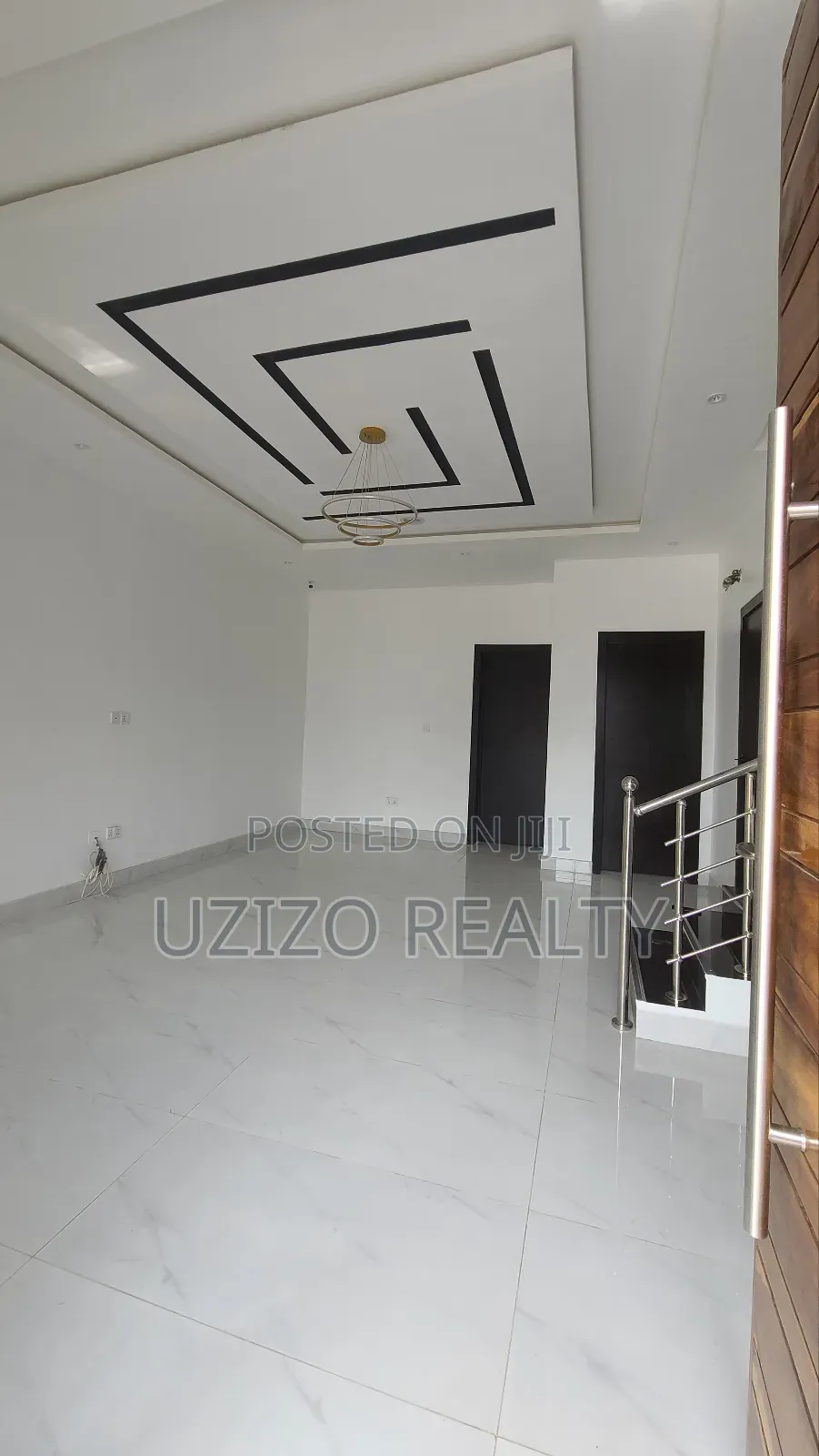 Furnished 4bdrm Duplex in Chevron for sale in Chevron