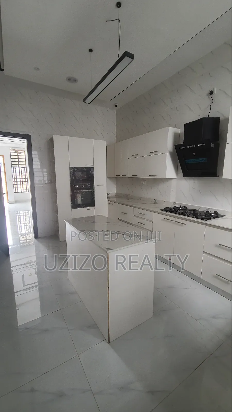 Furnished 4bdrm Duplex in Chevron for sale in Chevron