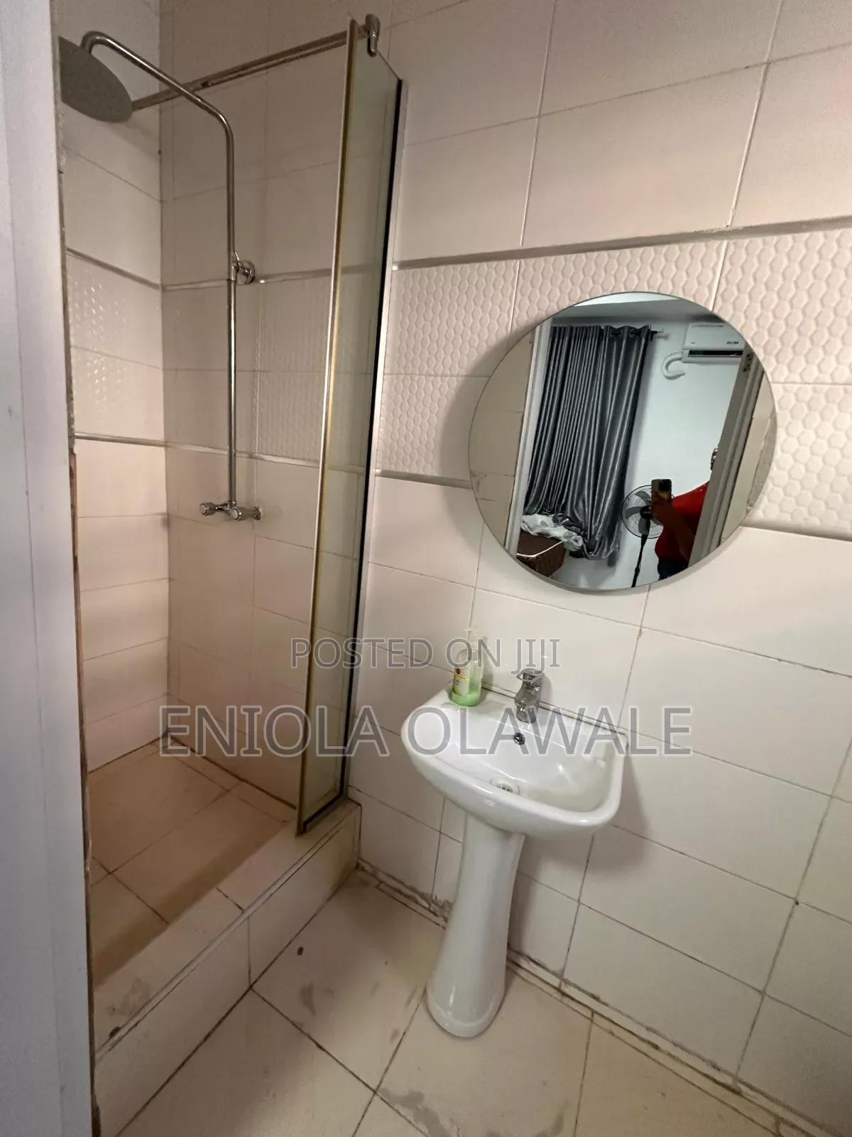 Furnished 4bdrm Apartment in Ikota for sale in Ikota