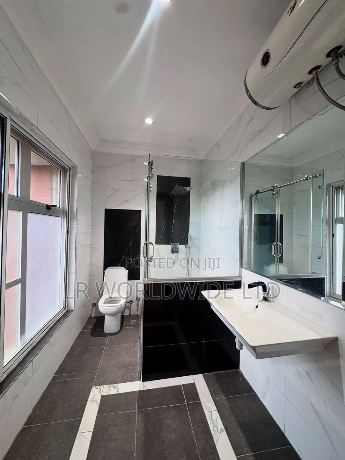 4bdrm Townhouse/Terrace in Maitama for Sale in Maitama