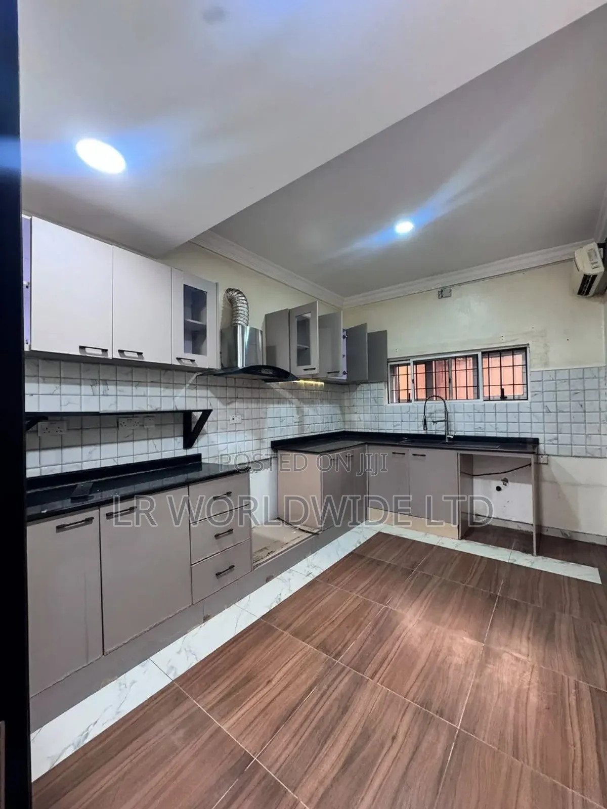 4bdrm Townhouse/Terrace in Maitama for Sale in Maitama