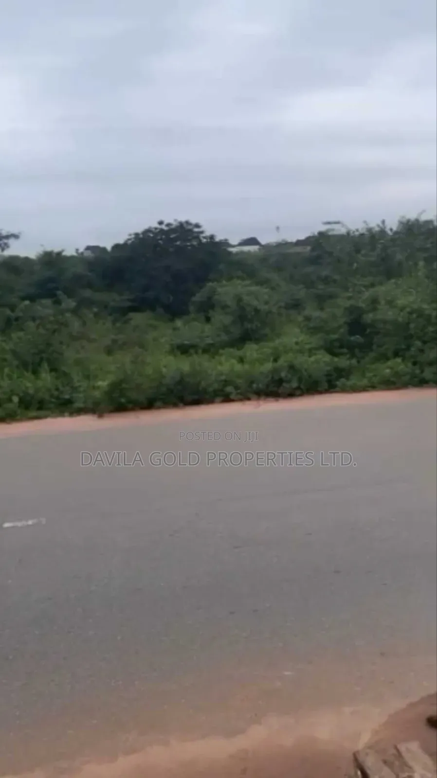 !!Commercial Land for Sale in Amagba Ugbor Central G.R.A. !! in Benin City