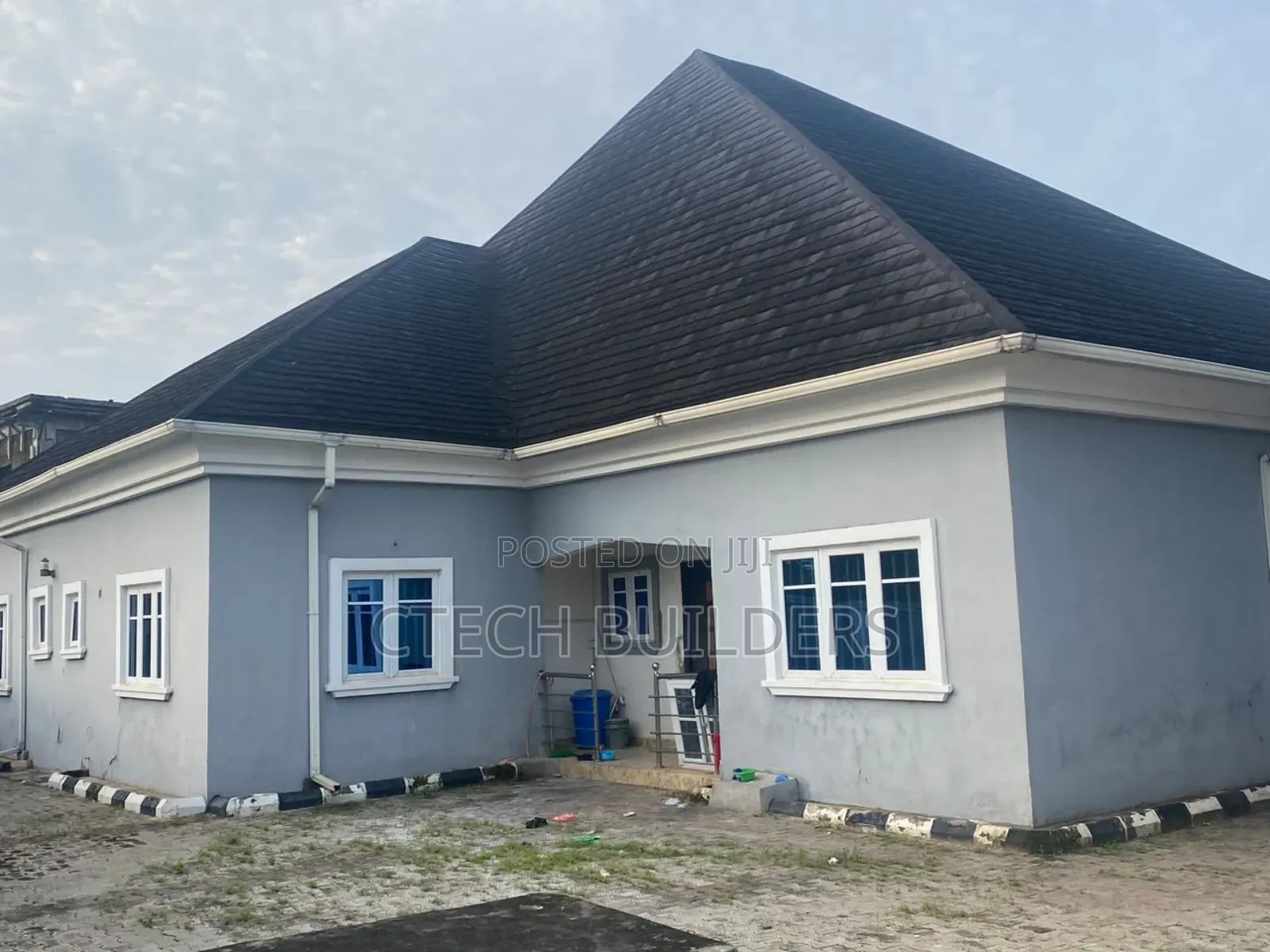4bdrm Bungalow in Benin City for sale in Benin City