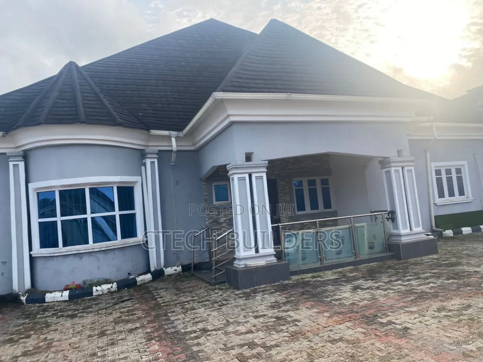 4bdrm Bungalow in Benin City for sale in Benin City