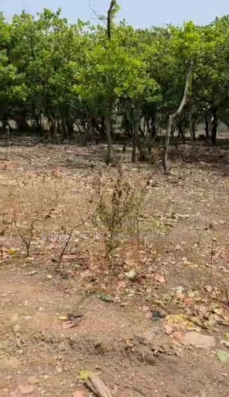 Commercial Land for Sale :Plot: 812 Title: Cofo* Size: 1,989.43sqm in Kubwa