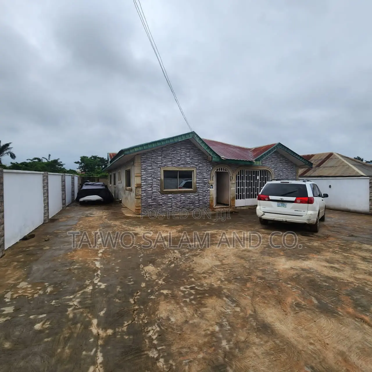 4bdrm Bungalow in Moniya for sale in Moniya