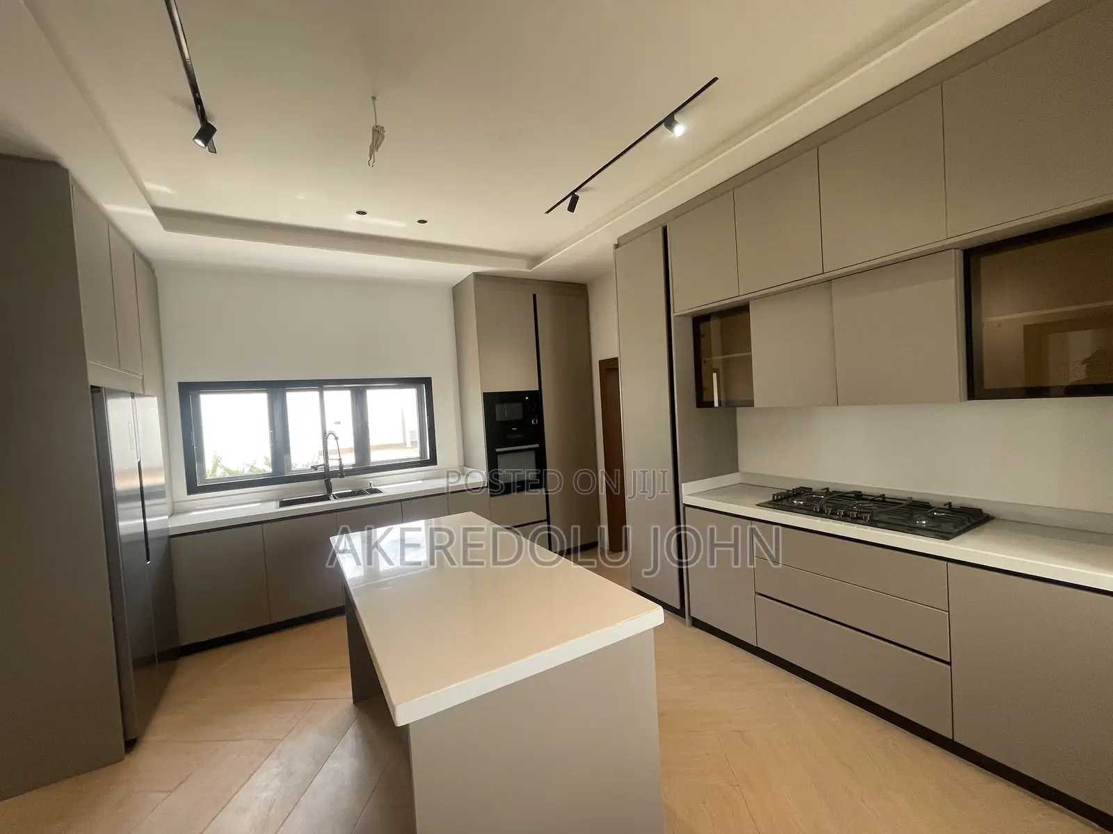 5bdrm Duplex in Asokoro for sale in Asokoro