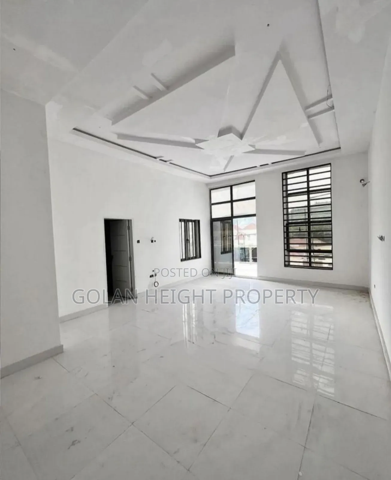 4bdrm Townhouse / Terrace in Diplomatic Zone, Katampe Extension in Katampe Extension