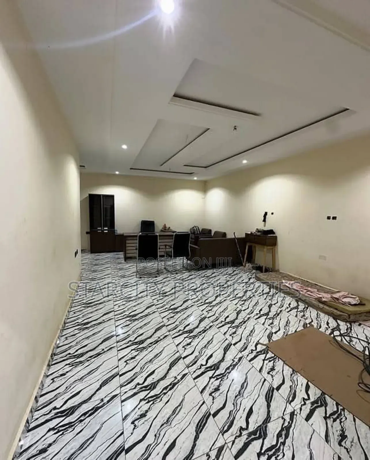 Furnished 4bdrm Townhouse/Terrace in Secured Estate, Apo District in Apo District