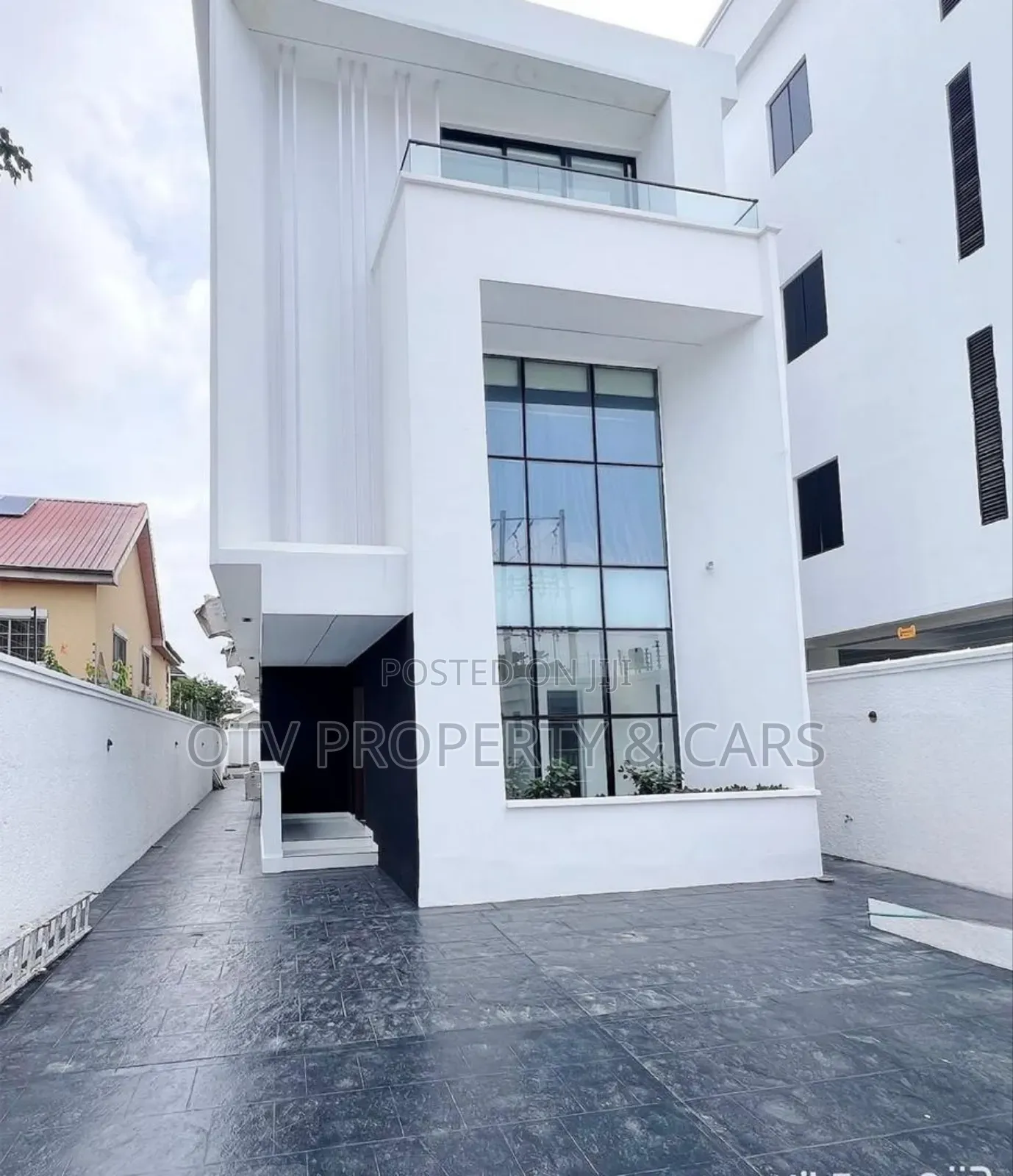 Furnished 4bdrm Duplex in Lekki Phase 1 for sale in Lekki Phase 1