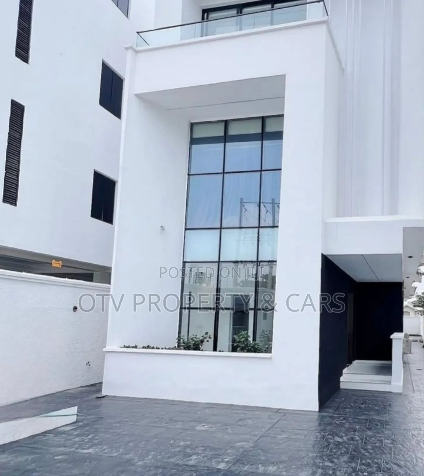 Furnished 4bdrm Duplex in Lekki Phase 1 for sale in Lekki Phase 1