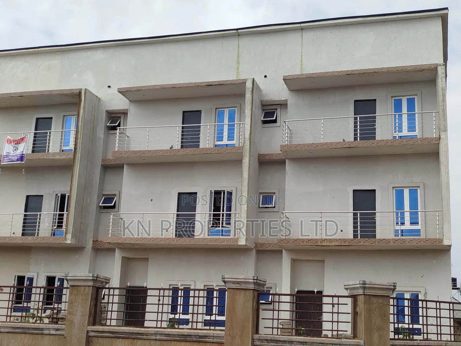5bdrm Townhouse/Terrace in Kaura District for sale in Kaura