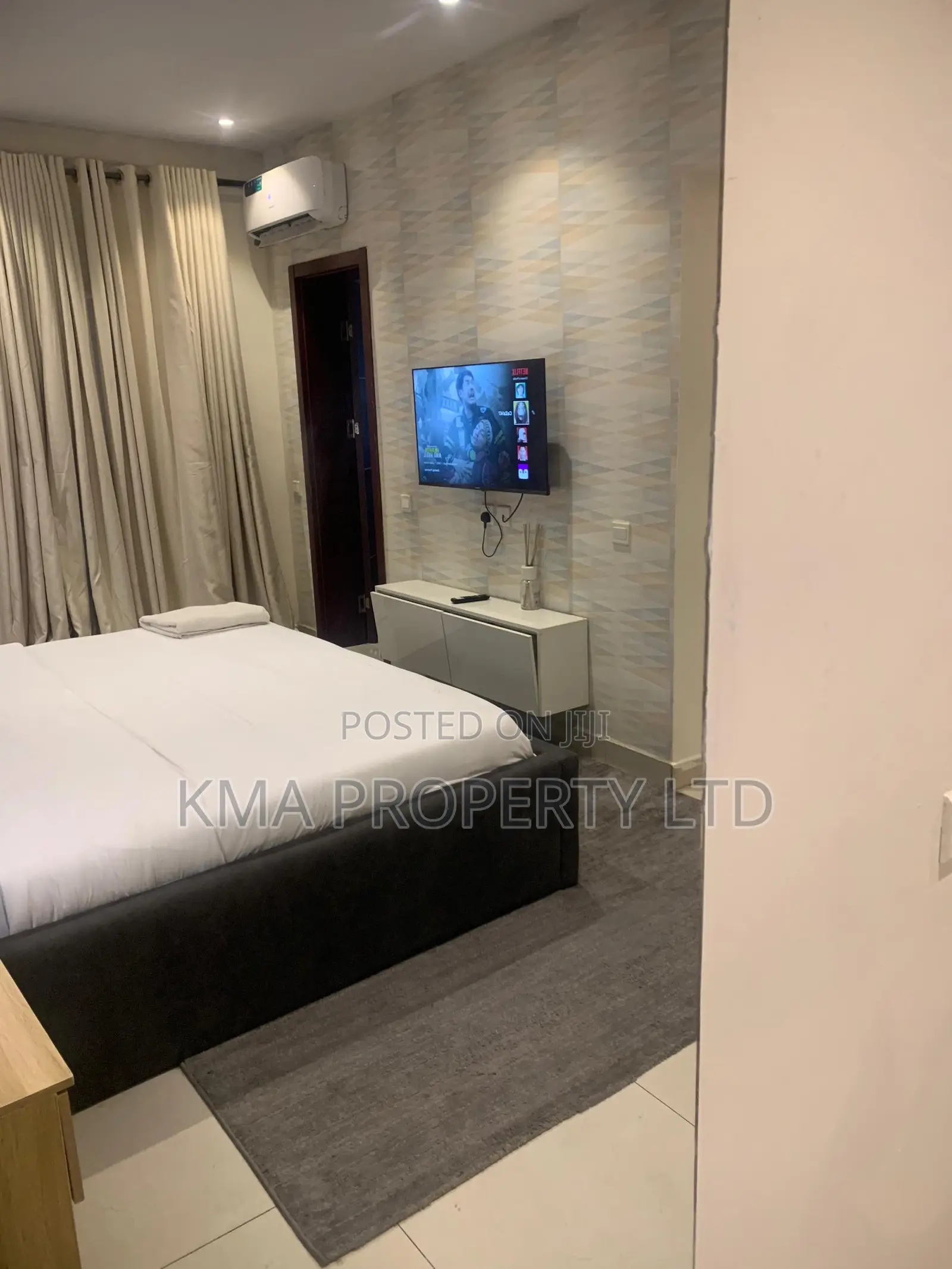Luxurious 2 Bedroom Apartment With City View in Lekki Phase 1