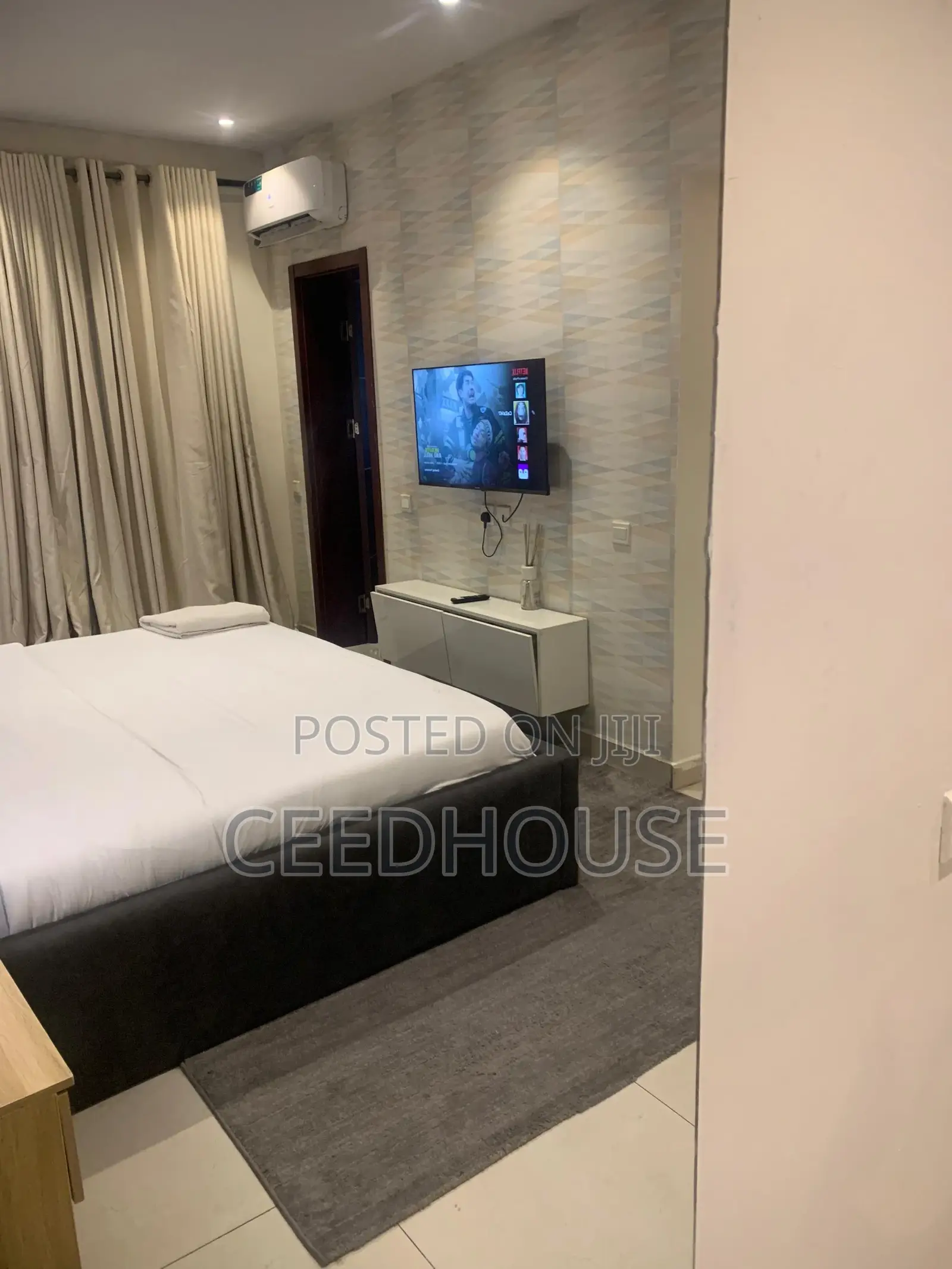 Luxurious 2 Bedroom Apartment With City View in Lekki Phase 1