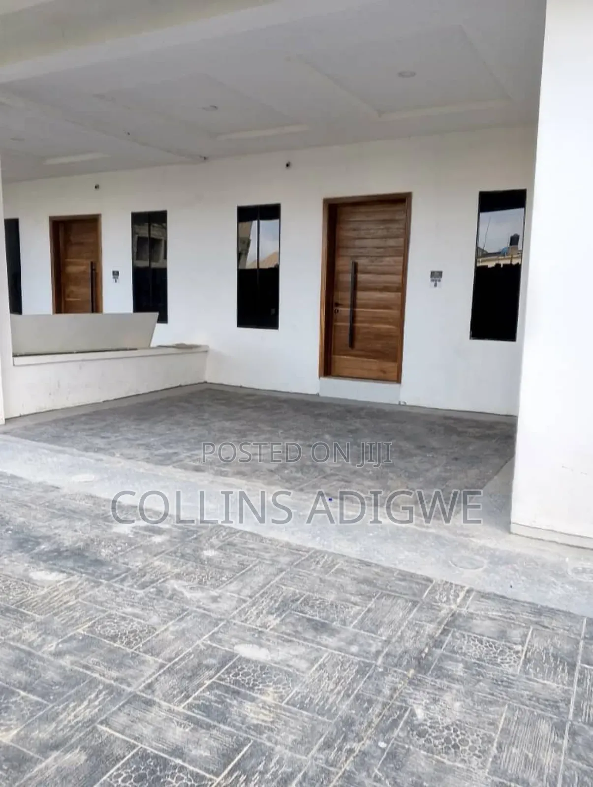 1bdrm Apartment in Orchid Road, Chevron for sale in Chevron
