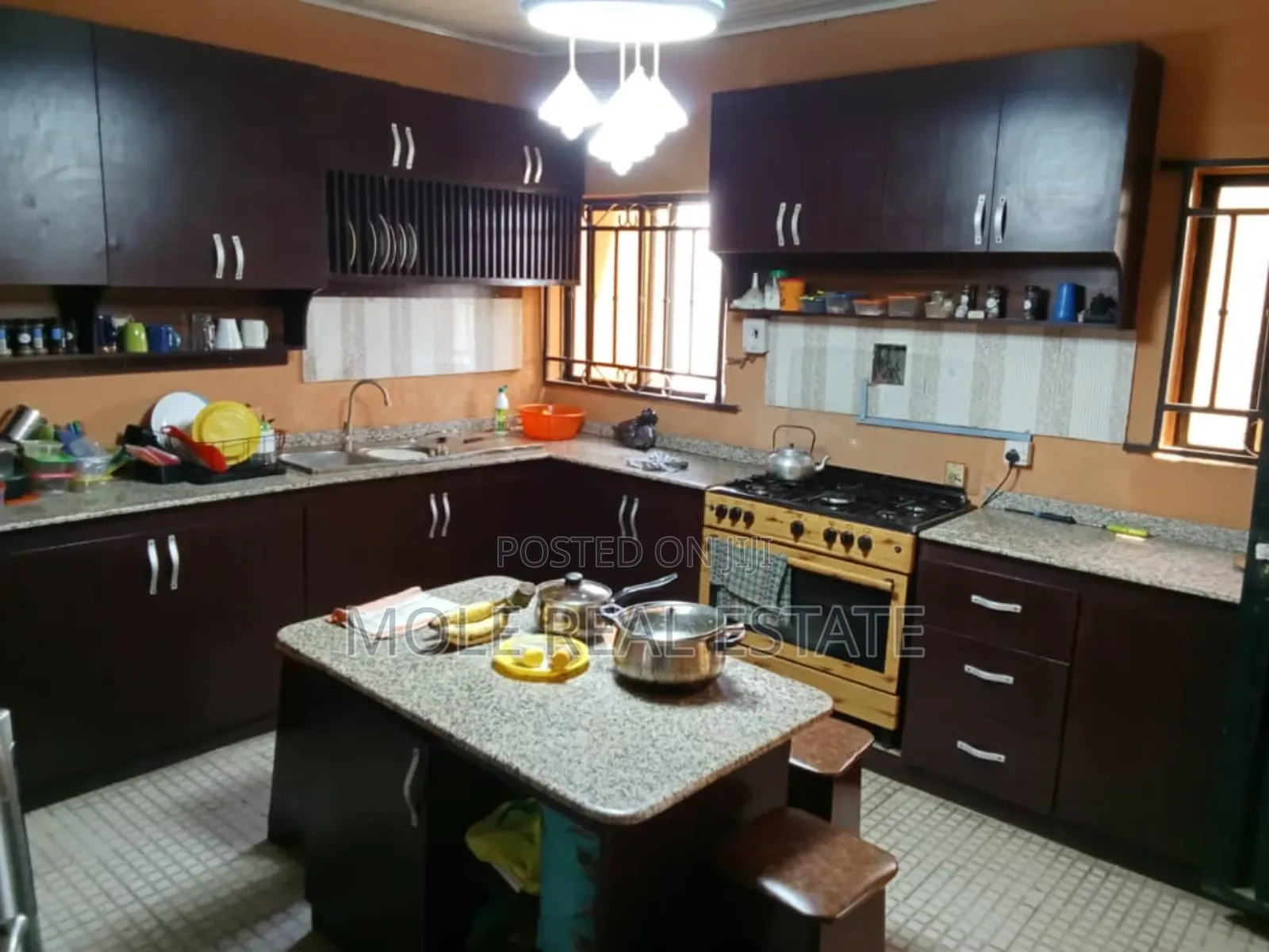 Furnished 6bdrm Bungalow in Abaranje for sale in Abaranje