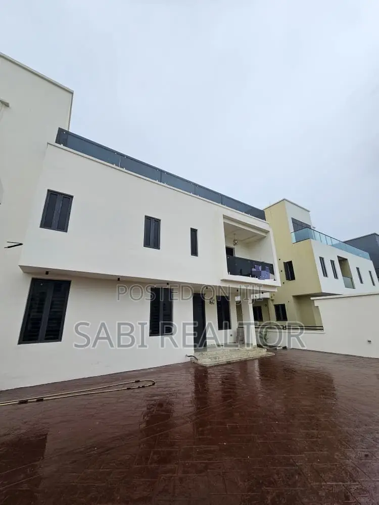 Furnished 5bdrm Duplex in Osapa for sale in Osapa london