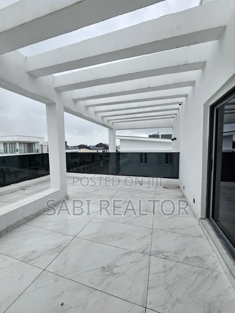 Furnished 5bdrm Duplex in Osapa for sale in Osapa london
