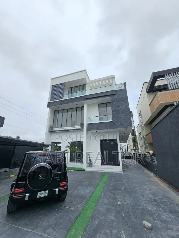 Furnished 5bdrm Duplex in Osapa for sale in Osapa london