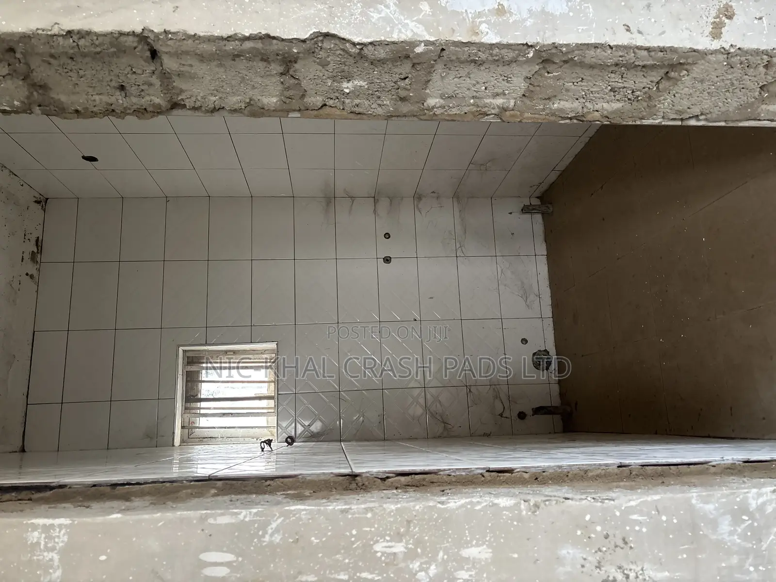 5bdrm Duplex in Police Service, Idu for sale in Idu