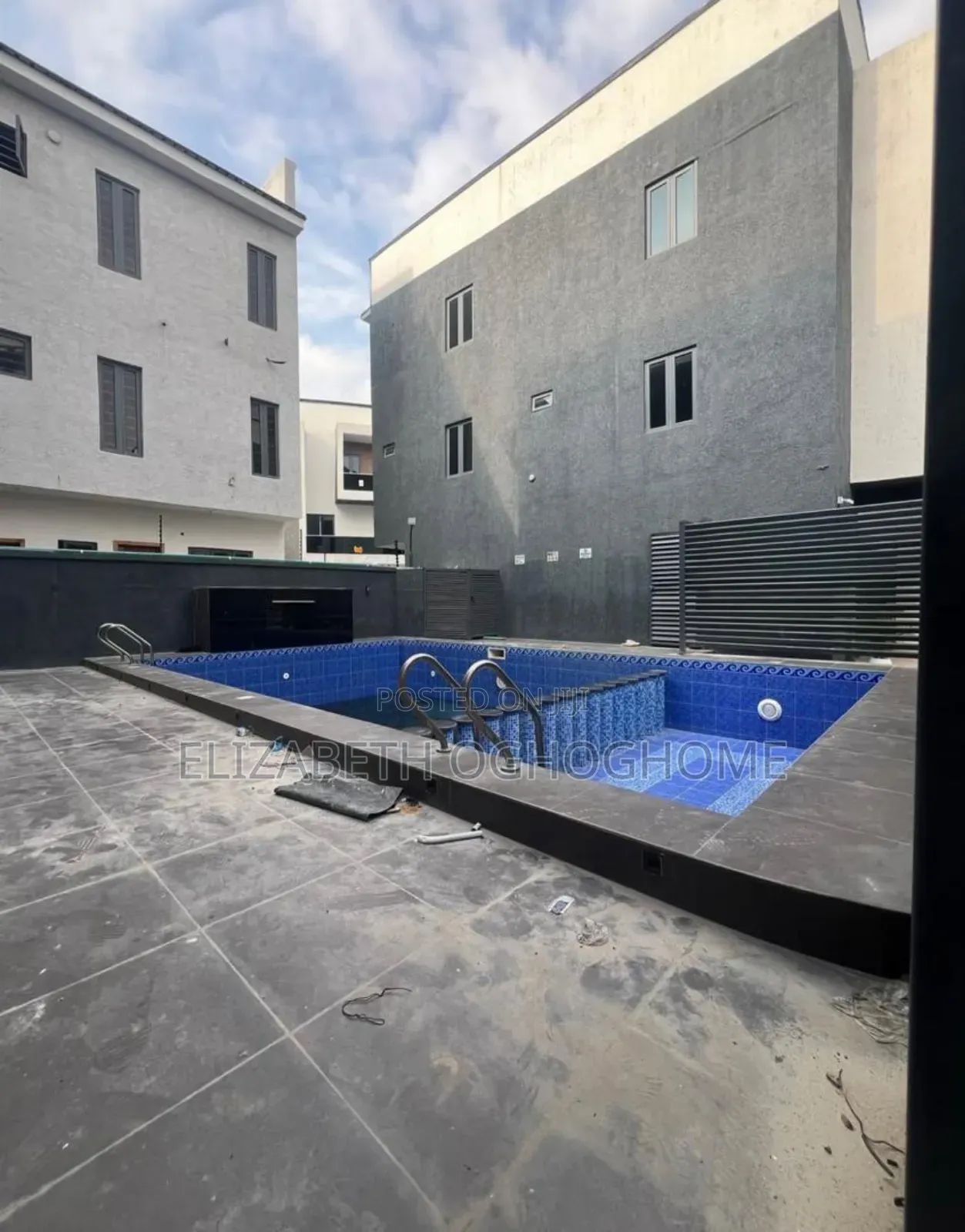 4bdrm Duplex in Ikate for sale in Ikate