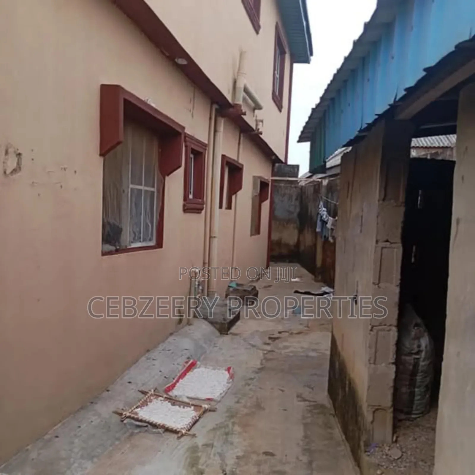 2bdrm Block of Flats in Isheri North for sale in Isheri North