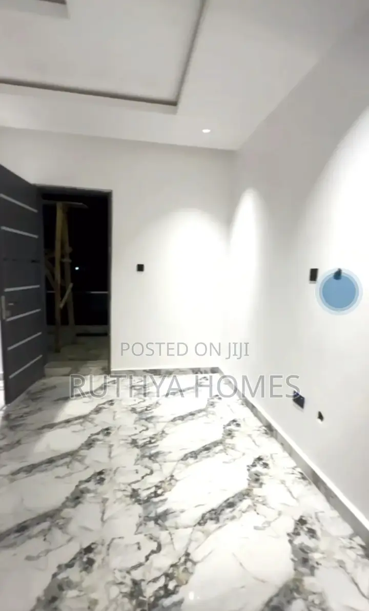 5bdrm Duplex in Katampe Extension for sale in Katampe Extension