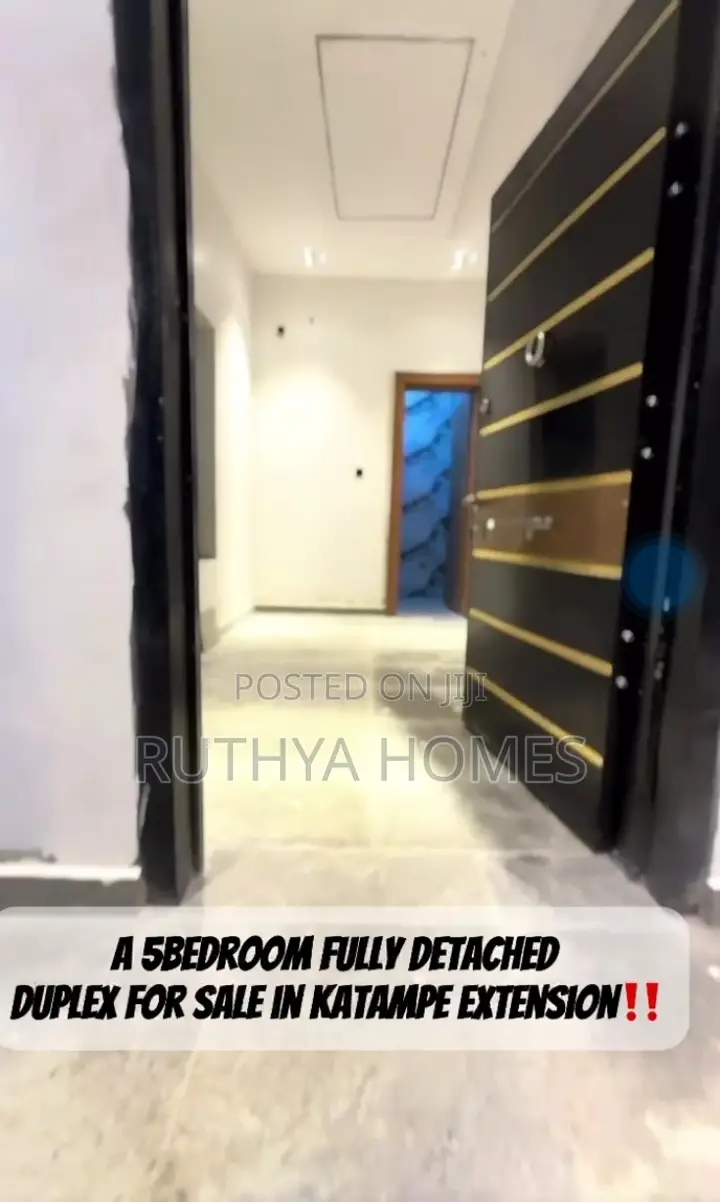 5bdrm Duplex in Katampe Extension for sale in Katampe Extension