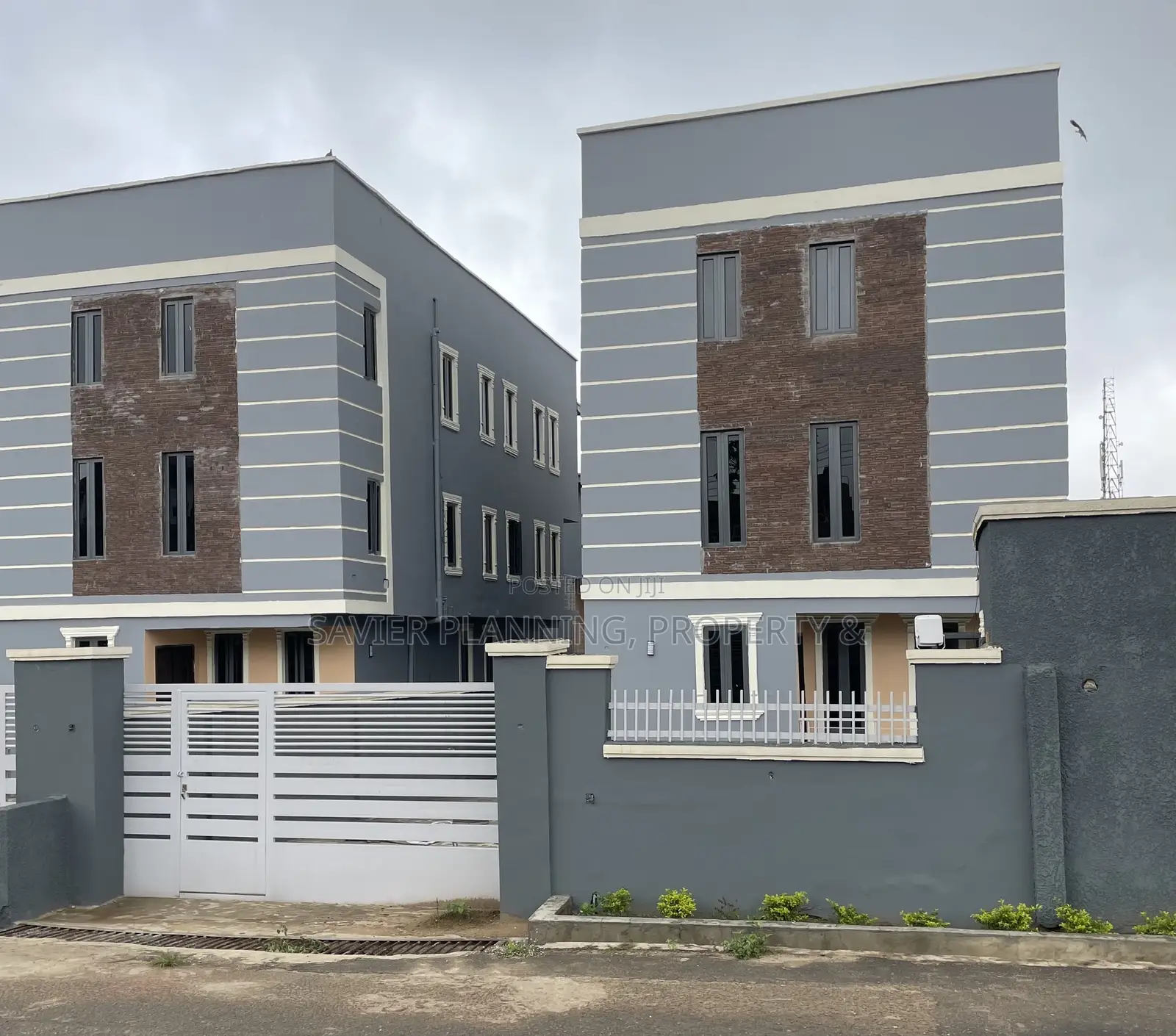 5bdrm Duplex in Bodija for sale in Bodija