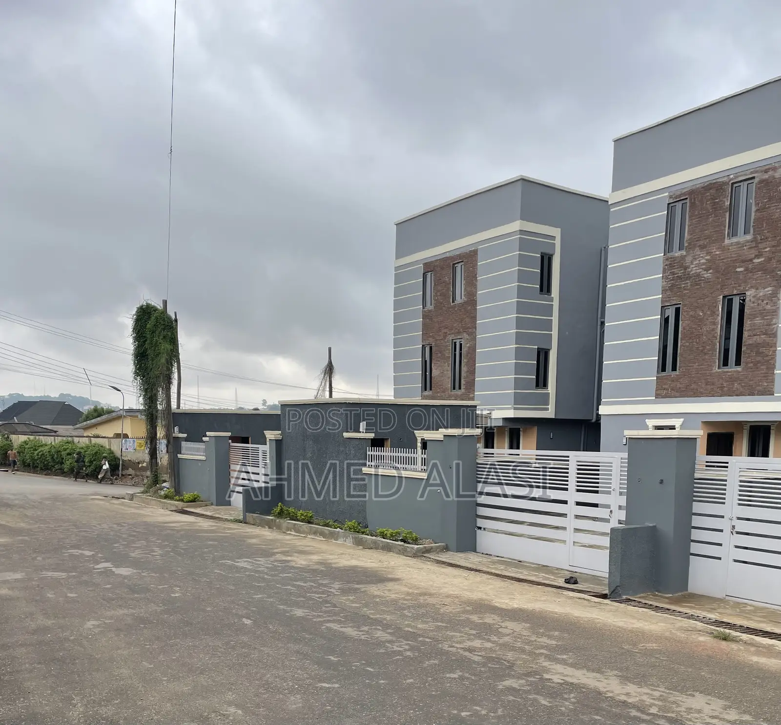 5bdrm Duplex in Bodija for sale in Bodija