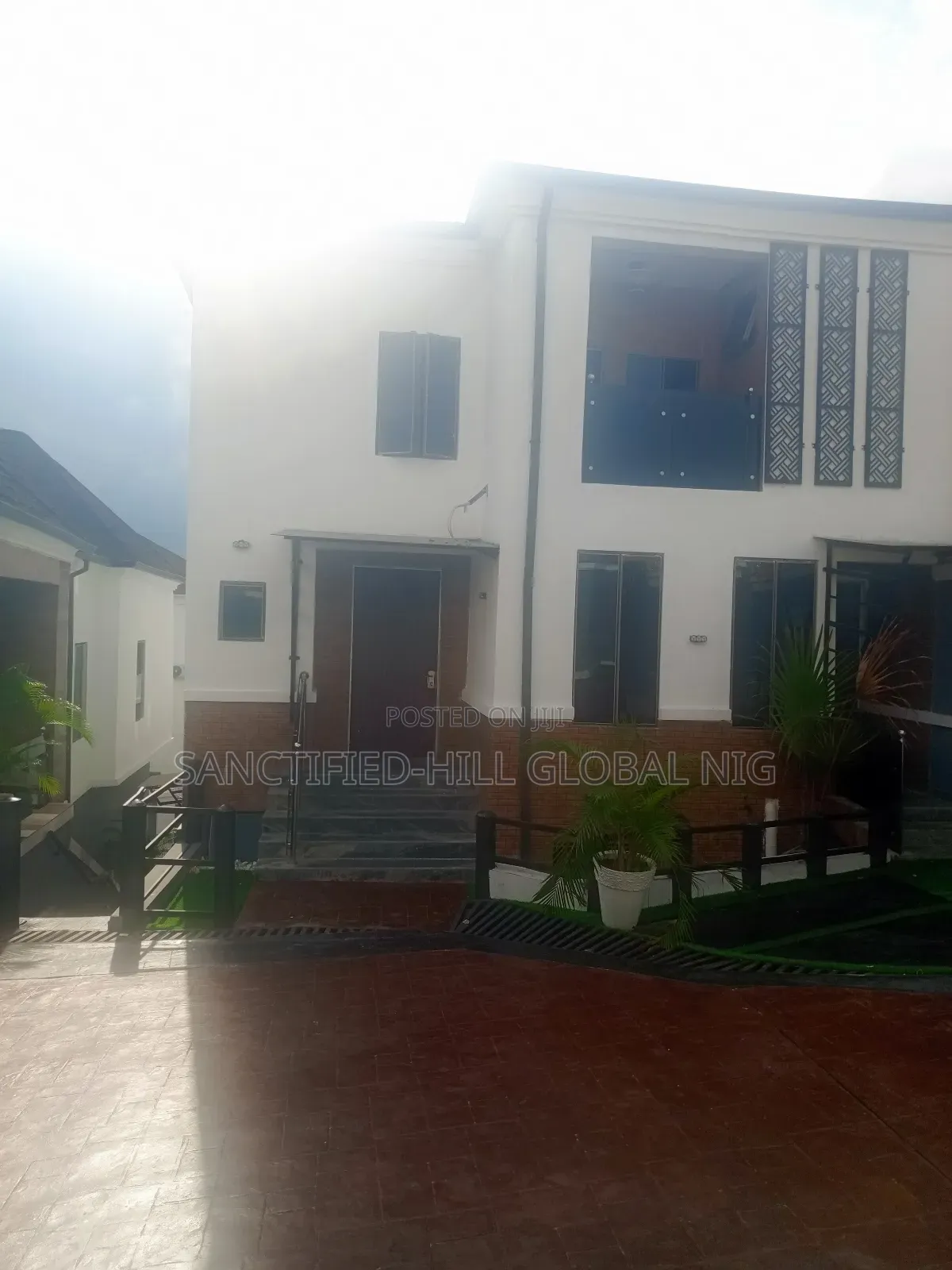 3bdrm Block of Flats in Nafvalley, Asokoro for sale in Asokoro