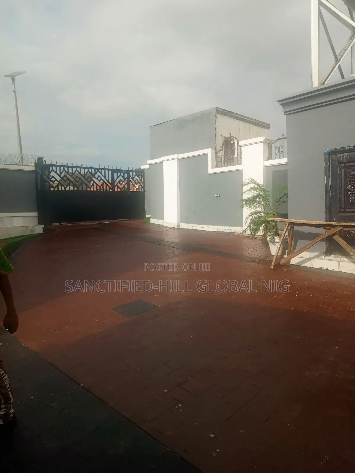 3bdrm Block of Flats in Nafvalley, Asokoro for sale in Asokoro