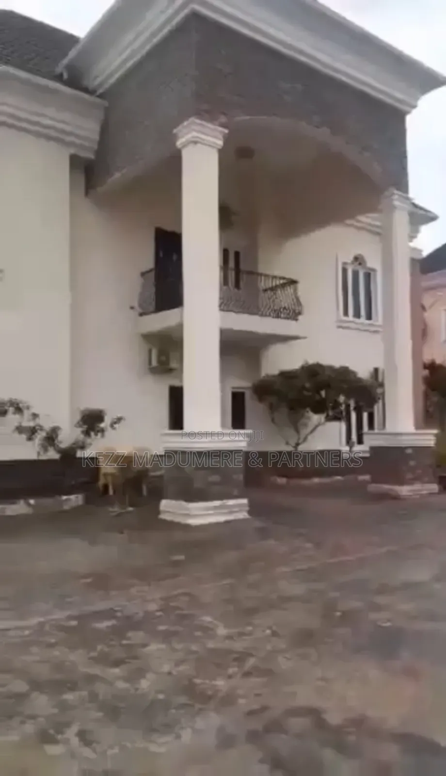 5bdrm Duplex in Inside An Estate, for sale in Enugu