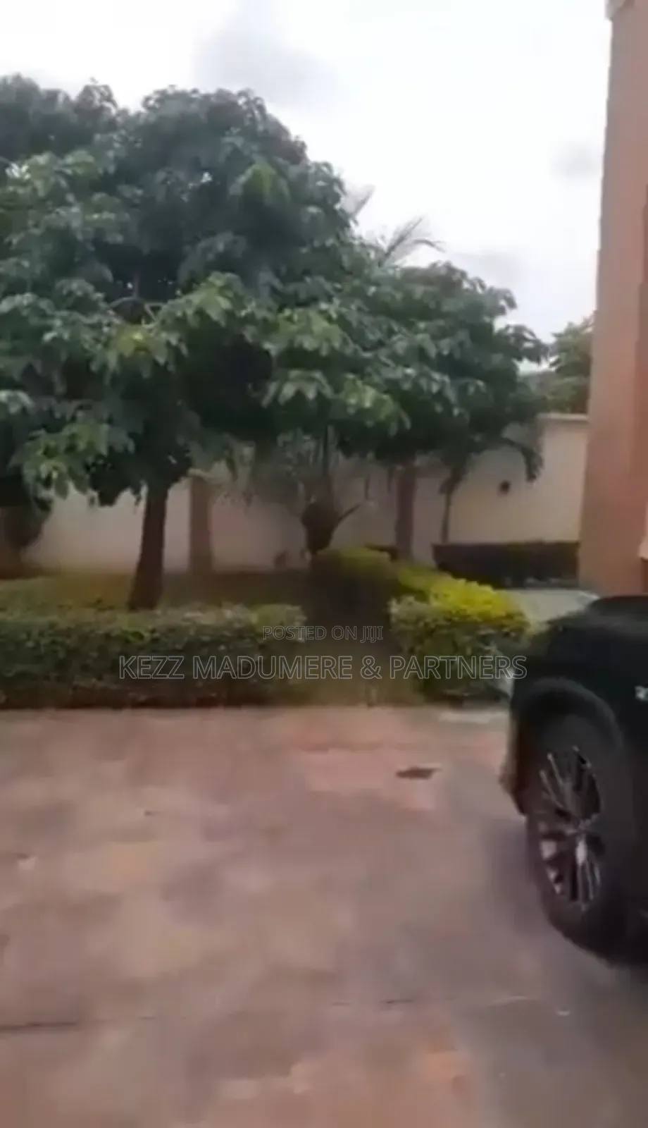 5bdrm Duplex in Inside An Estate, for sale in Enugu