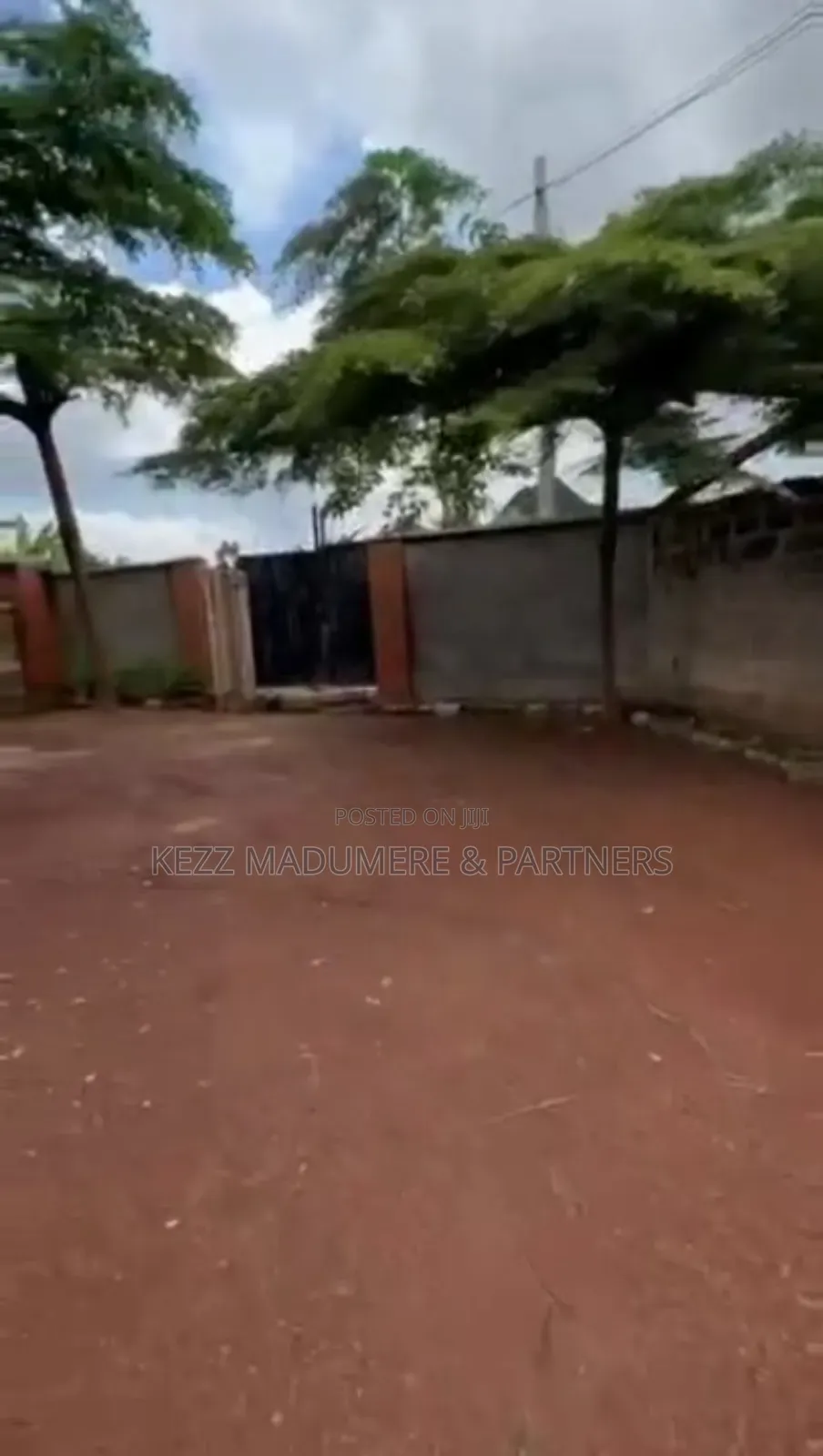 For Sale : 2500 SQMTS at Nike Avenue by Imoke St. Gra, Enugu in Enugu